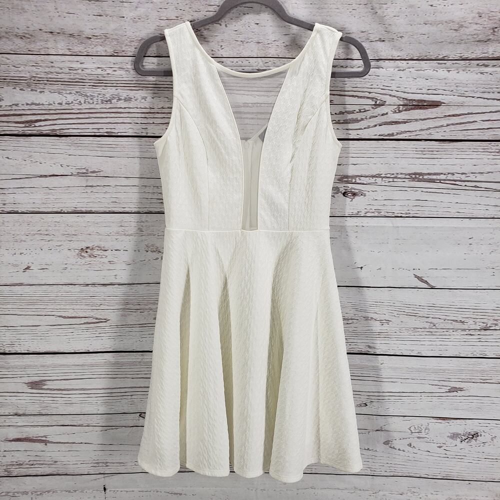Romeo & Juliet Couture New Women's Off White Illusion Chest Dress Size Medium